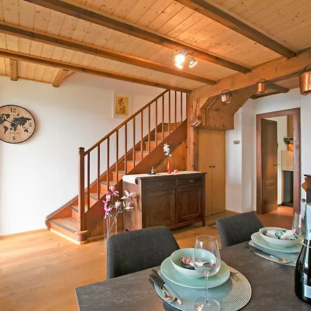 Angelina: Panoramic View House On Monte Bre | Terrace & Balcony - Happy Vakantiehuis