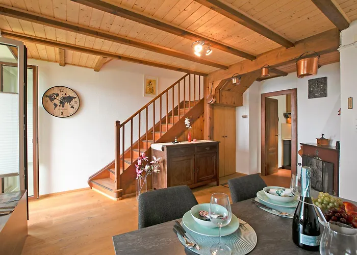 Casa Angelina Panoramica - Monte Bre - Happy לוגאנו