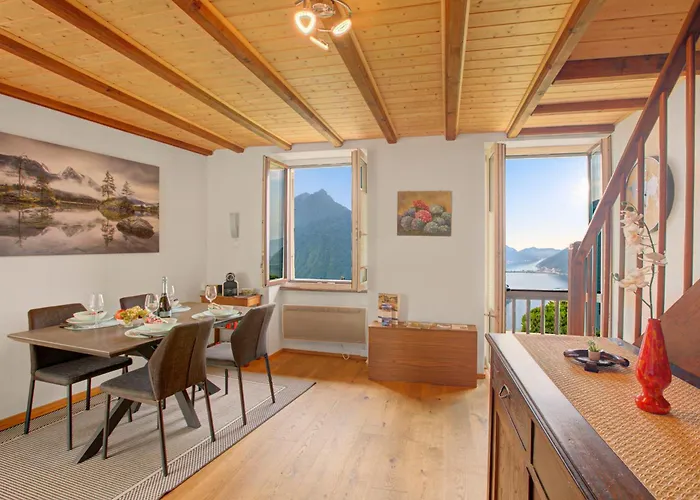 Casa Angelina Panoramica - Monte Bre - Happy * לוגאנו